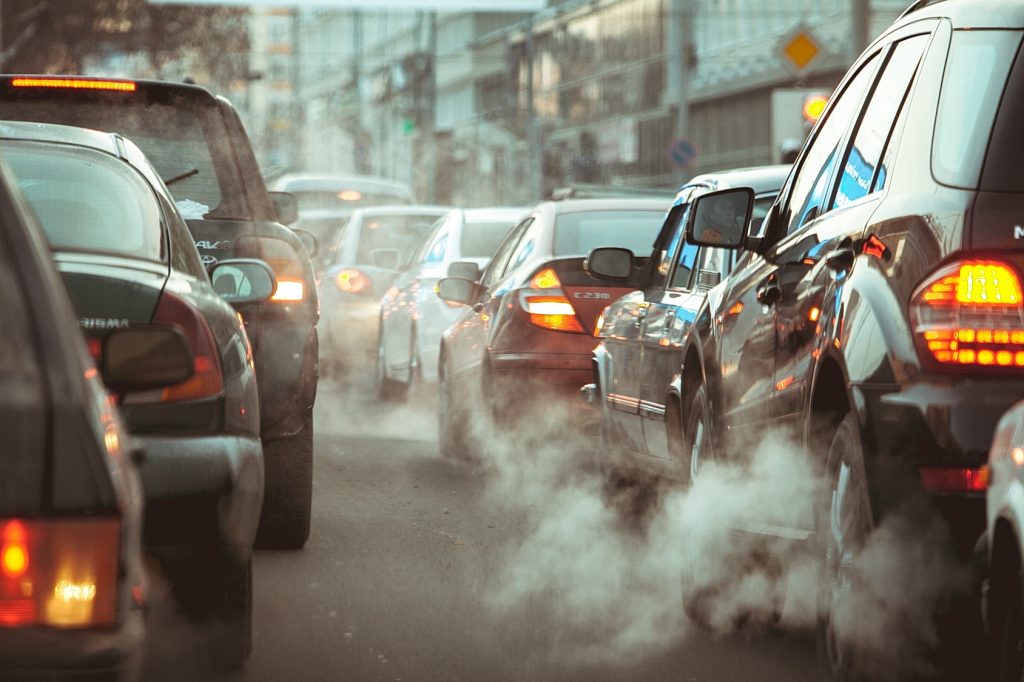 Mospart | La relación entre los filtros de aire del motor y las emisiones